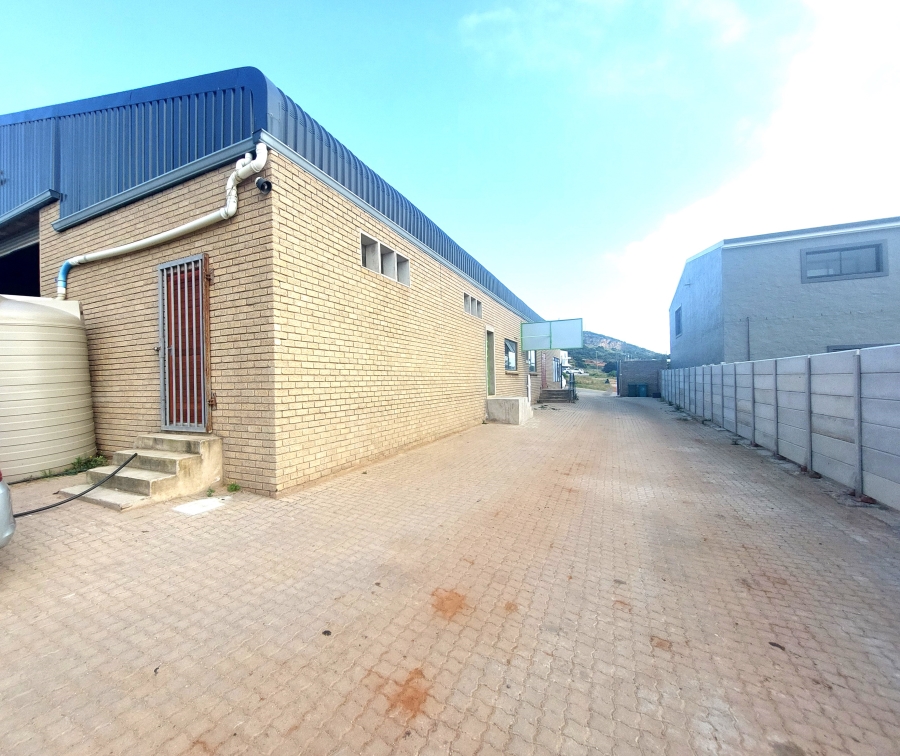 Commercial Property for Sale in Diaz Industria Western Cape